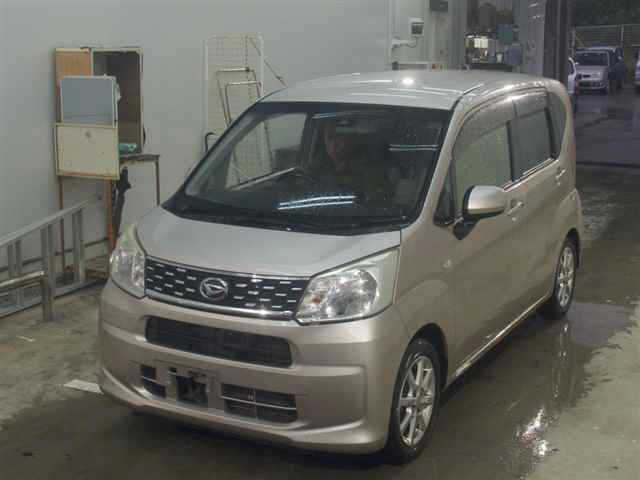 DAIHATSU MOVE 2015