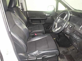 HONDA STEP WAGON 2013