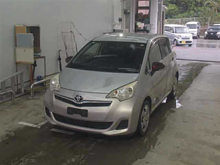 TOYOTA RACTIS 2012