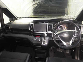 HONDA STEP WAGON 2012