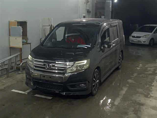 HONDA STEP WAGON 2012