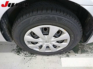 TOYOTA COROLLA AXIO 2011