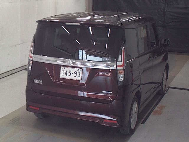 MITSUBISHI DELICA D2 2021