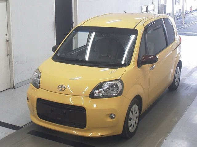 TOYOTA PORTE 2016