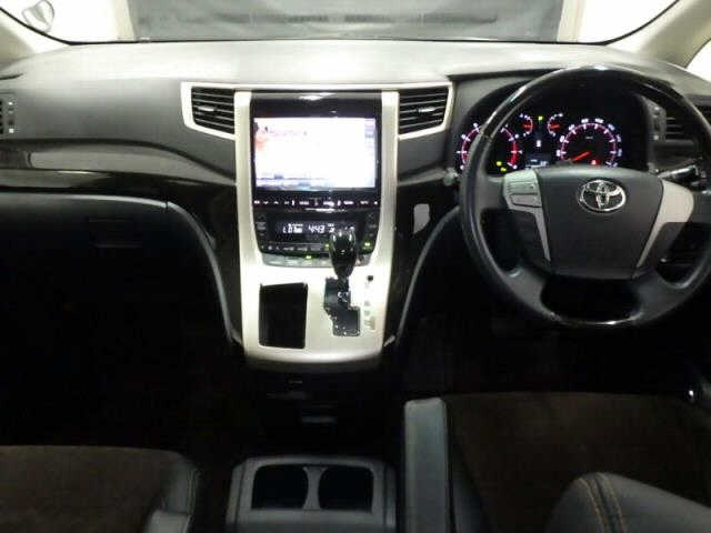 TOYOTA ALPHARD 2012