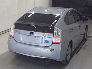 TOYOTA PRIUS 2010