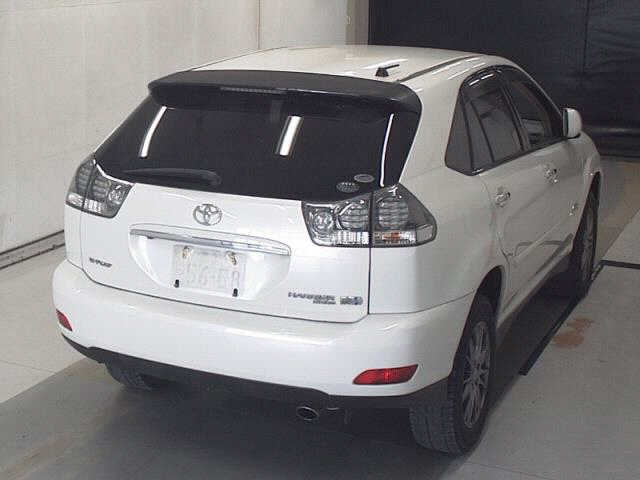 TOYOTA HARRIER 2010
