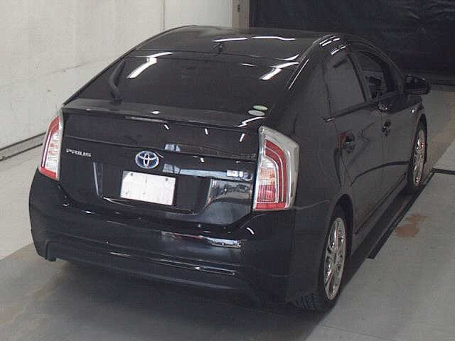 TOYOTA PRIUS 2014