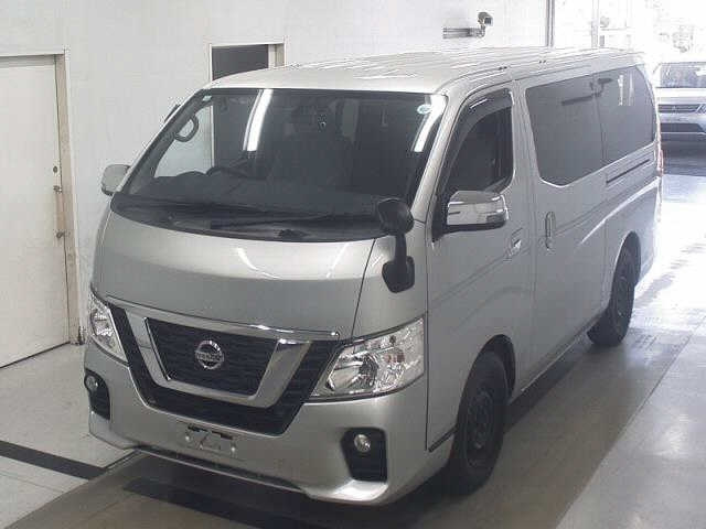 NISSAN CARAVAN 2020