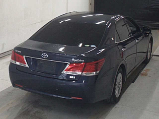 TOYOTA CROWN 2013
