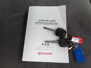 TOYOTA DYNA 2009