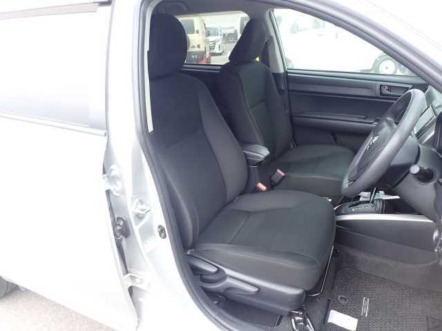 TOYOTA COROLLA FIELDER 2019