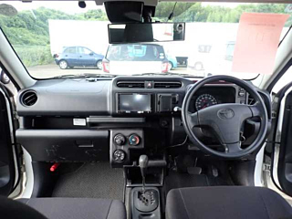TOYOTA PROBOX 2017