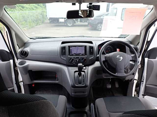 NISSAN NV200 2018