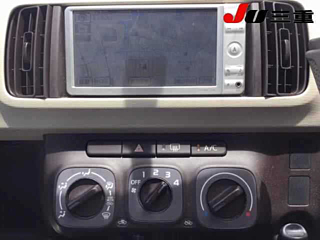 TOYOTA PASSO 2010