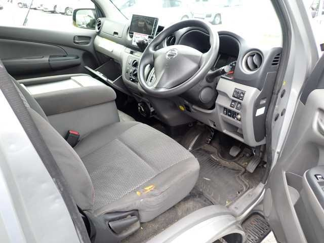 NISSAN CARAVAN VAN 2020