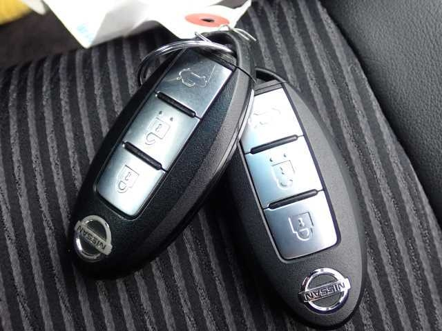 NISSAN FUGA 2011