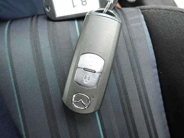 MAZDA DEMIO 2016