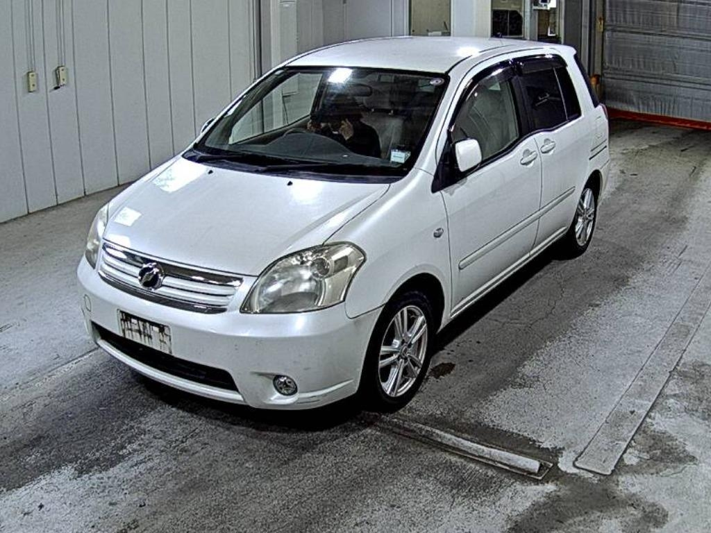 TOYOTA RAUM 2008