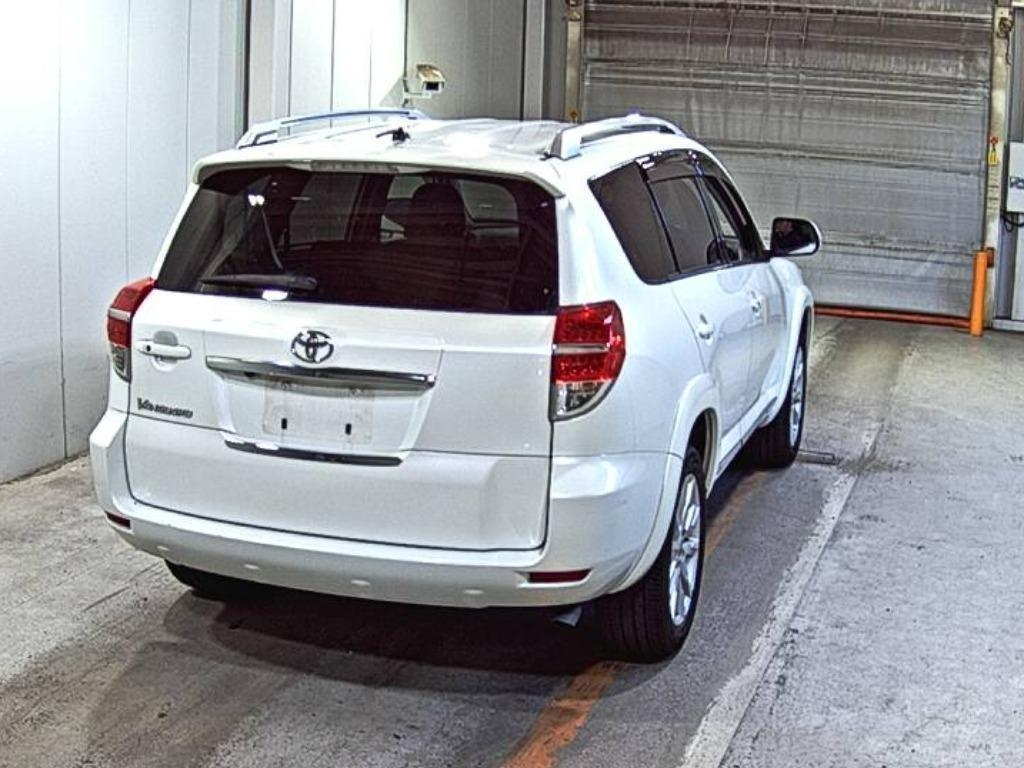 TOYOTA VANGUARD 2010