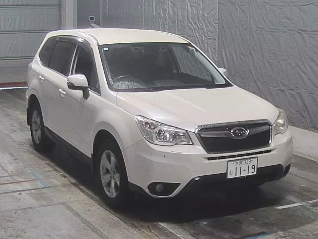 SUBARU FORESTER 2013
