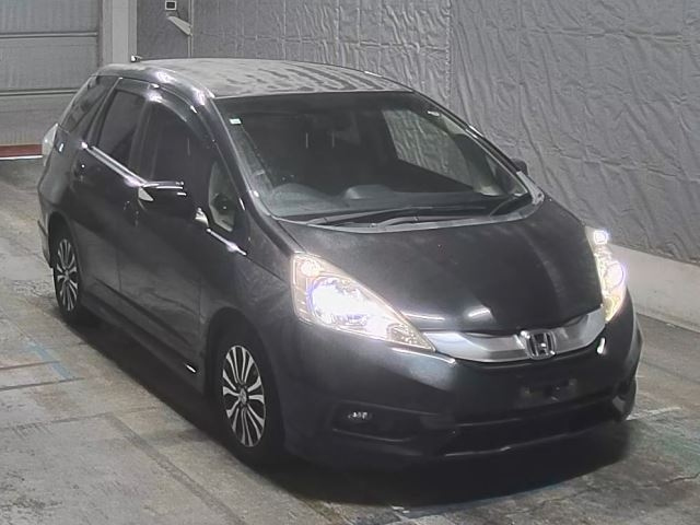 HONDA FIT SHUTTLE 2014