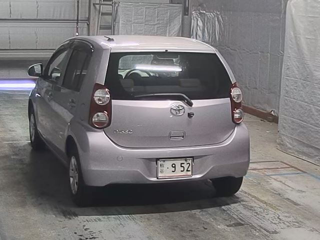 TOYOTA PASSO 2010