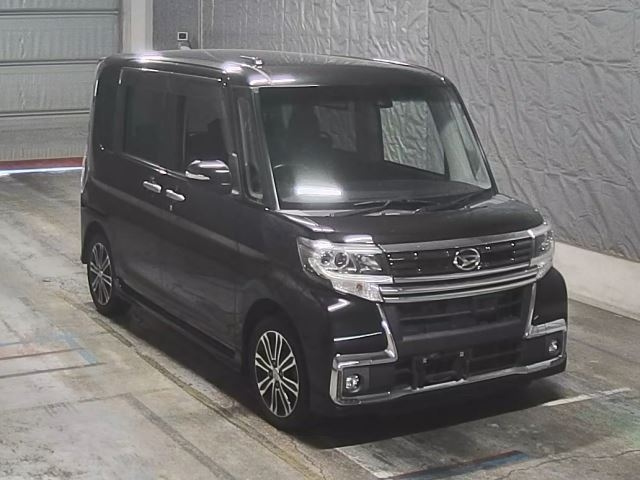 DAIHATSU TANTO 2016