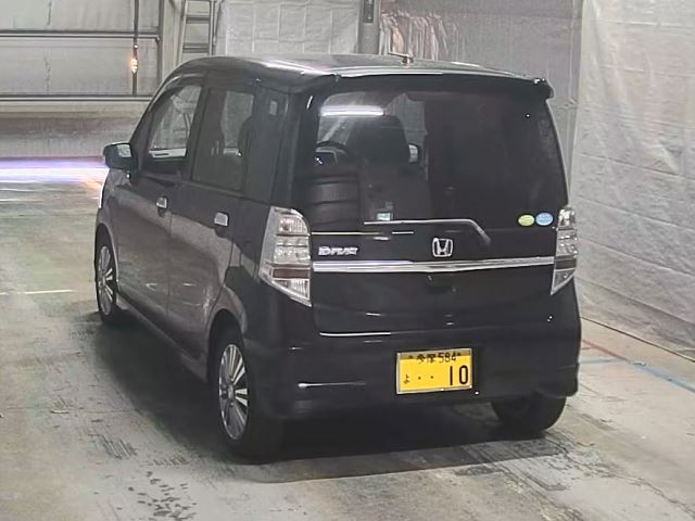 HONDA LIFE 2011