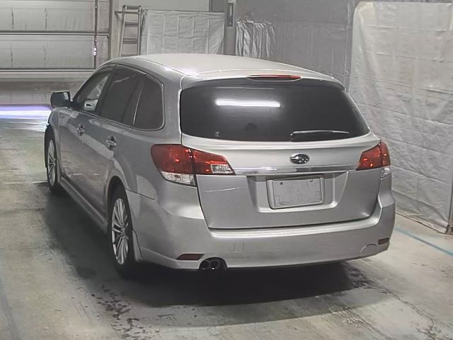 SUBARU LEGACY 2010