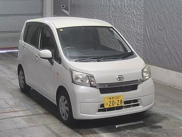 DAIHATSU MOVE 2014