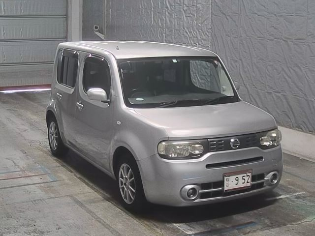 NISSAN CUBE 2012