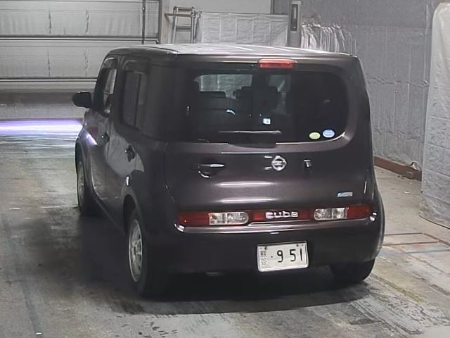 NISSAN CUBE 2011