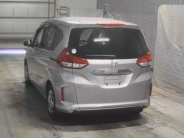 HONDA FREED 2022