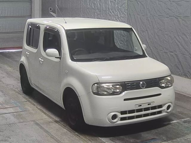 NISSAN CUBE 2010