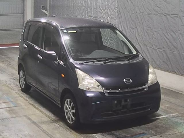 DAIHATSU MOVE 2011