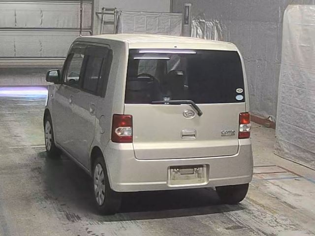 DAIHATSU MOVE CONTE 2010