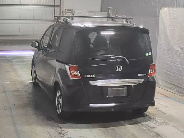 HONDA FREED 2014
