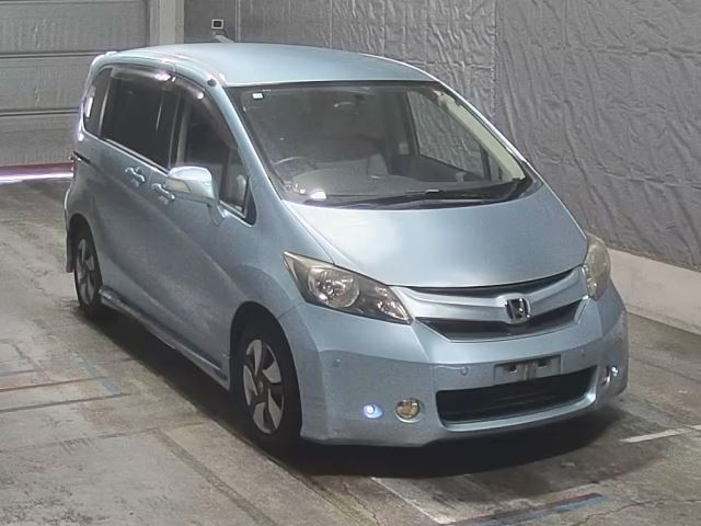 HONDA FREED 2008