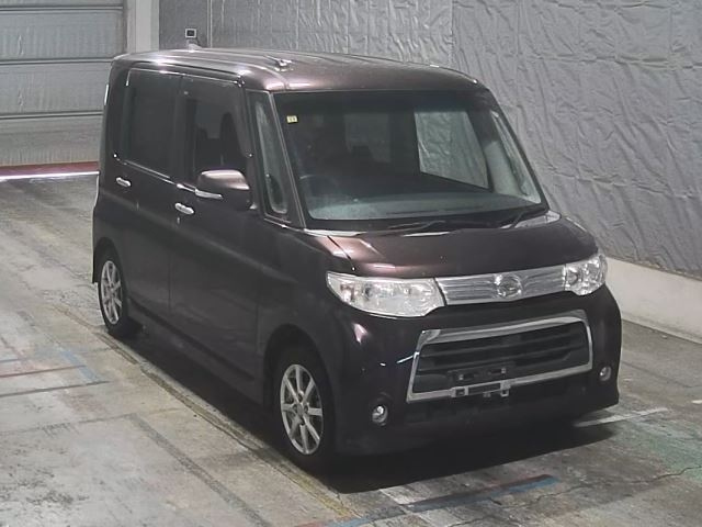 DAIHATSU TANTO 2012