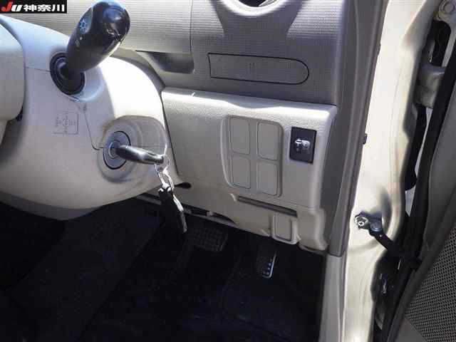 DAIHATSU TANTO 2009
