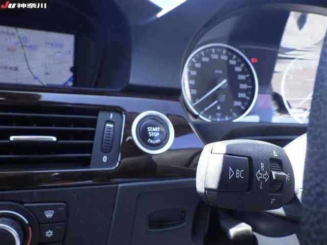 BMW 3 SERIES 2011