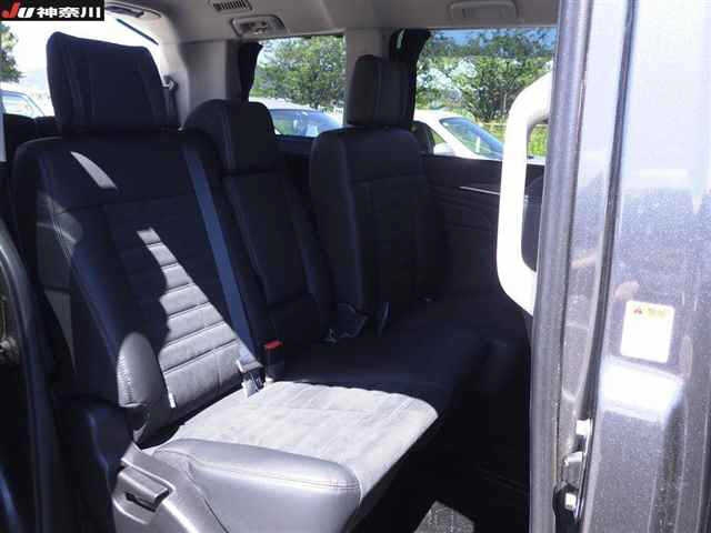 MITSUBISHI DELICA D5 2020