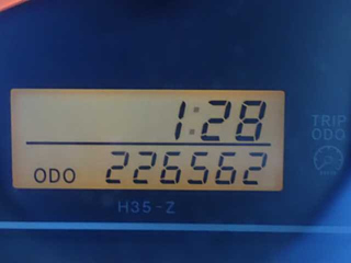 TOYOTA HIACE VAN 2009