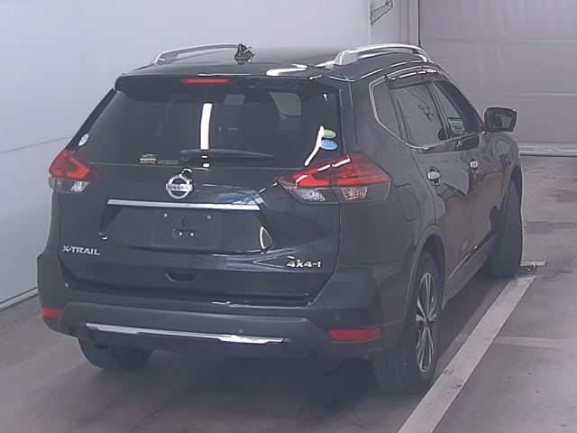 NISSAN X-TRAIL 2019