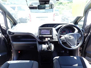 TOYOTA NOAH 2019