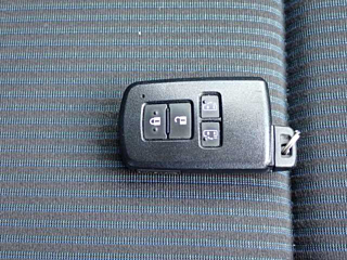 TOYOTA NOAH 2019