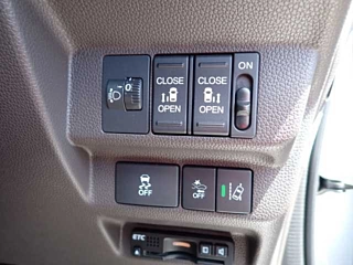 HONDA FREED 2018