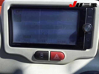 TOYOTA PORTE 2013