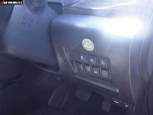 NISSAN ELGRAND 2014